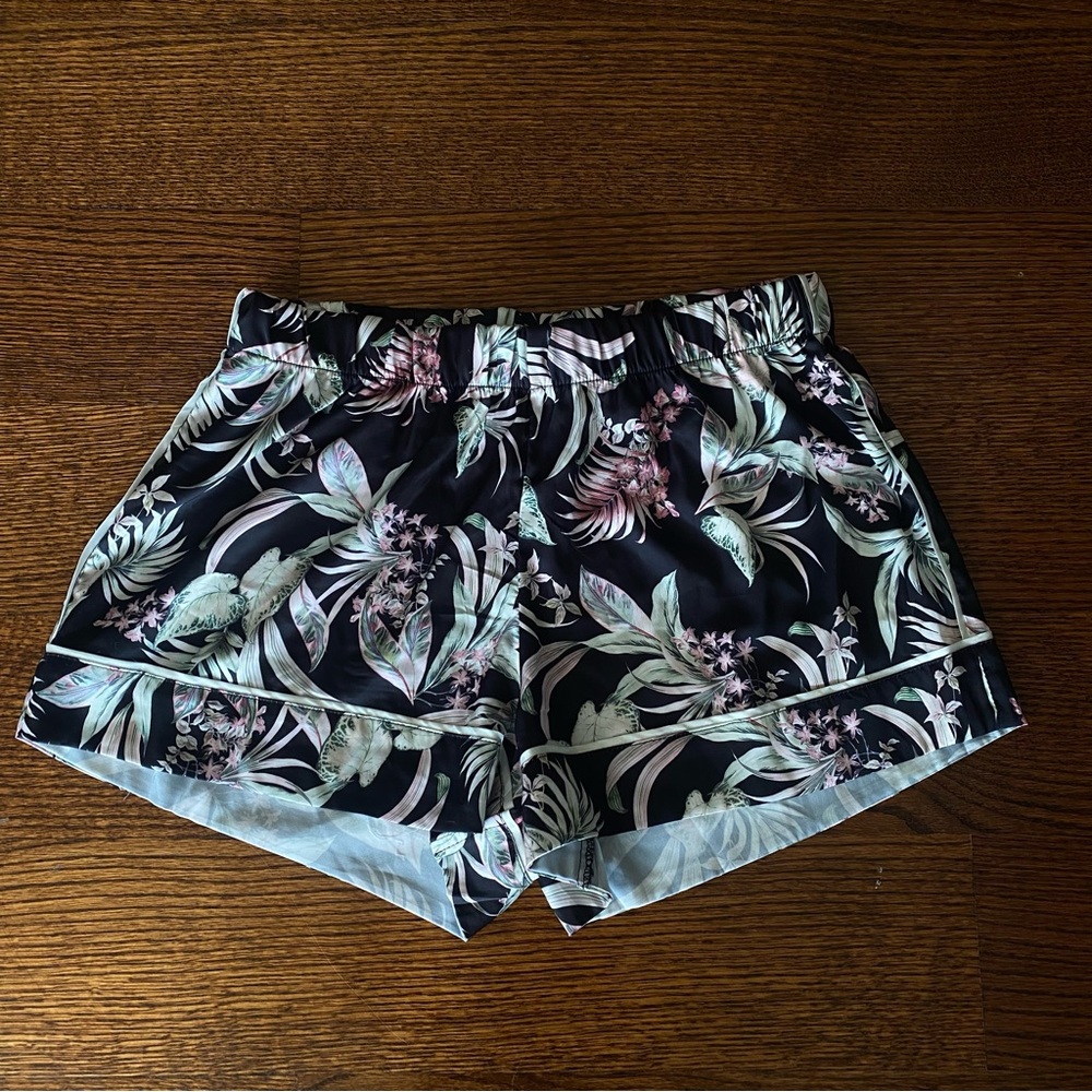 Vintage Havana Flora Satin Shorts